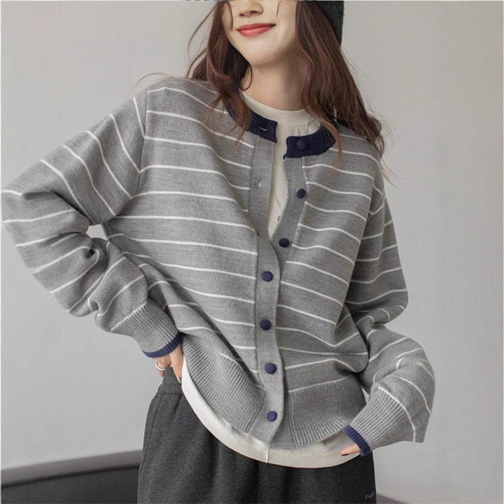 Damen gemütlicher Strickcardigan mit jugendlichem Streifenmuster und praktischem Knopfverschluss Drune