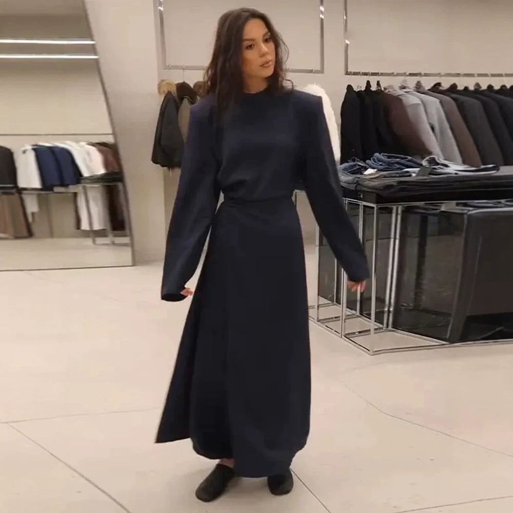 Damen Maxikleid mit taillierter Silhouette, ausgestelltem Rock und markanten Schultern Drune