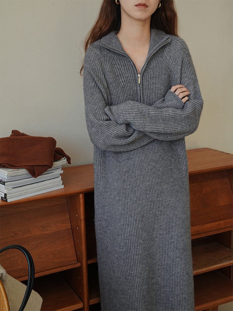 Damen Strickkleid mit hohem Kragen und Reißverschluss Drune