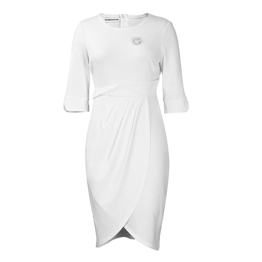 Damen Wickelkleid mit eleganter Drapierung und schickem Broschenakzent Drune