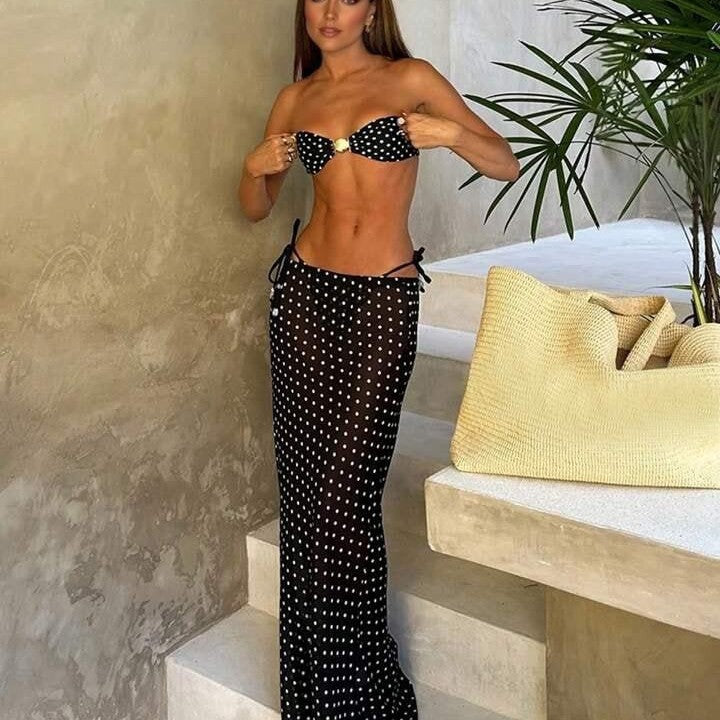 Damen Bandeau-Bikini mit modischer Schnittführung Drune
