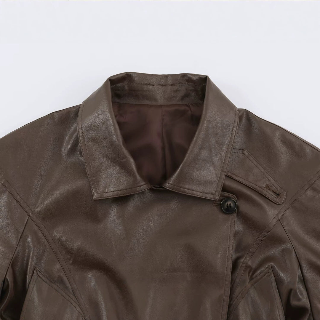 Damen Taillierte Lederoptik-Jacke mit asymmetrischer Knopfleiste und Bindegürtel Drune
