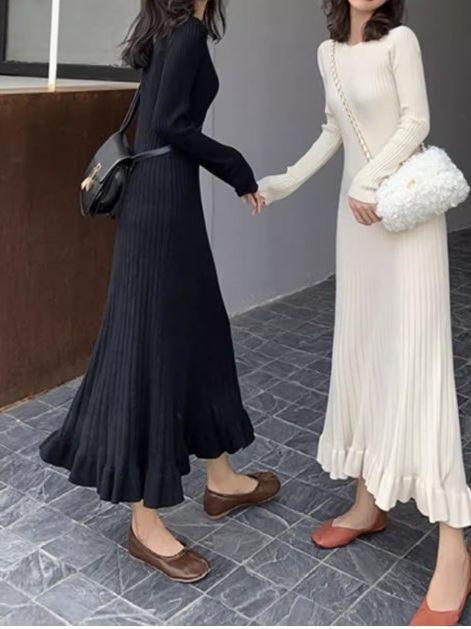 Damen Strickkleid mit weit ausgestelltem Saum und eleganten Rippdetails Drune
