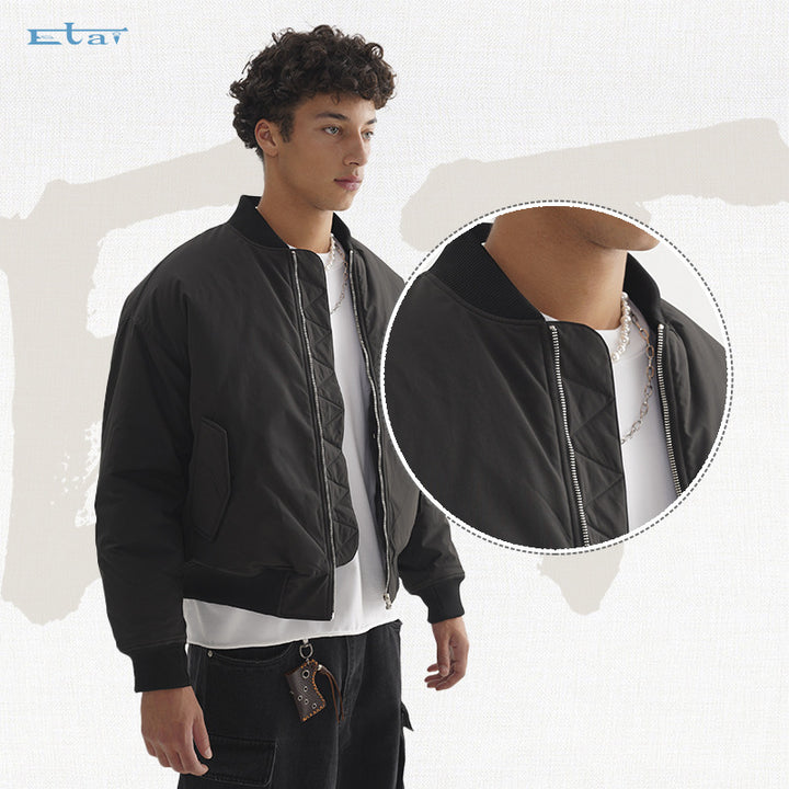 Herren Bomberjacke im Boxy‑Schnitt mit wattierter Thermofütterung, Rippbündchen und Ärmeltasche Drune