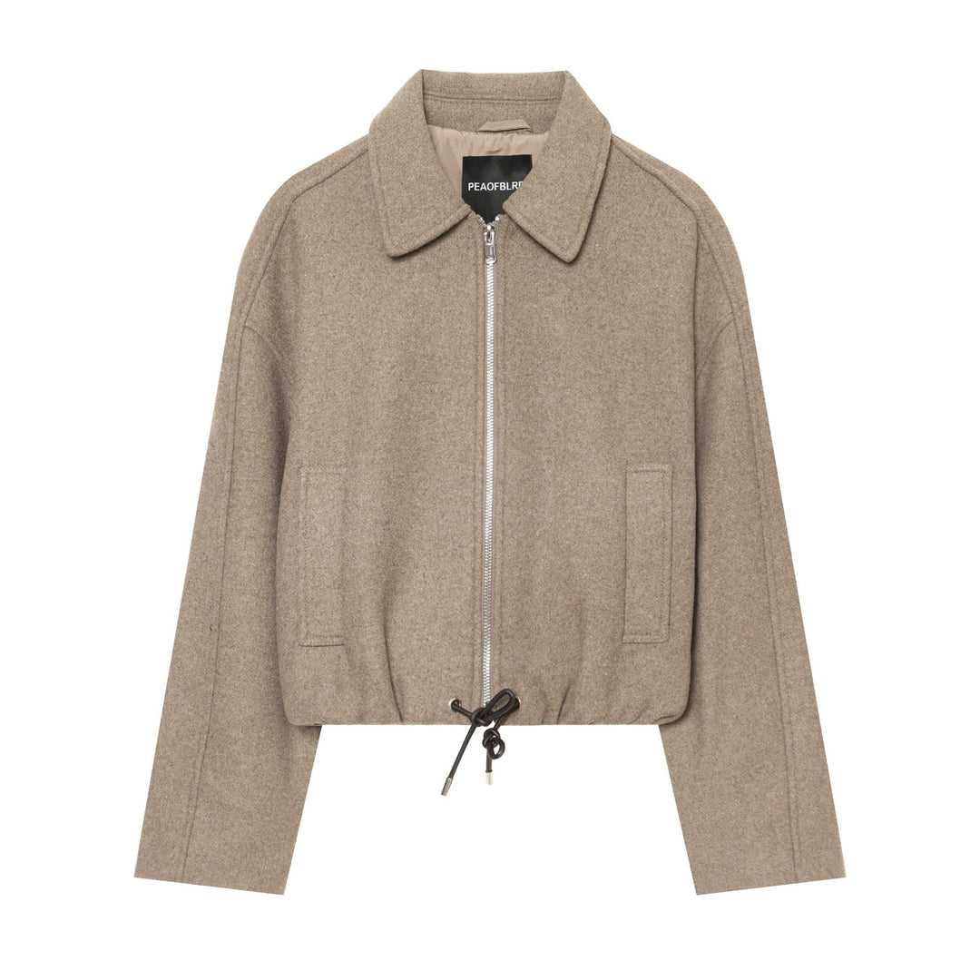 Damen nan kurze Wolljacke mit durchgehendem Reißverschluss, Umlegekragen und Kordelzugsaum Drune
