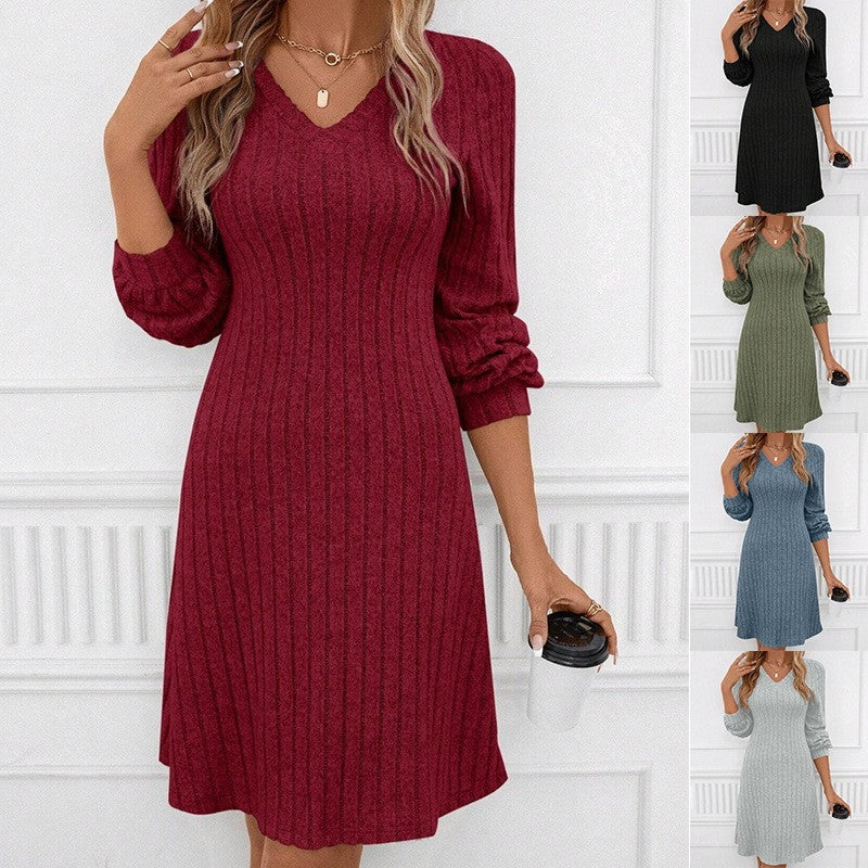 Damen Strickkleid mit V-Ausschnitt und lässigen Puffärmeln Drune