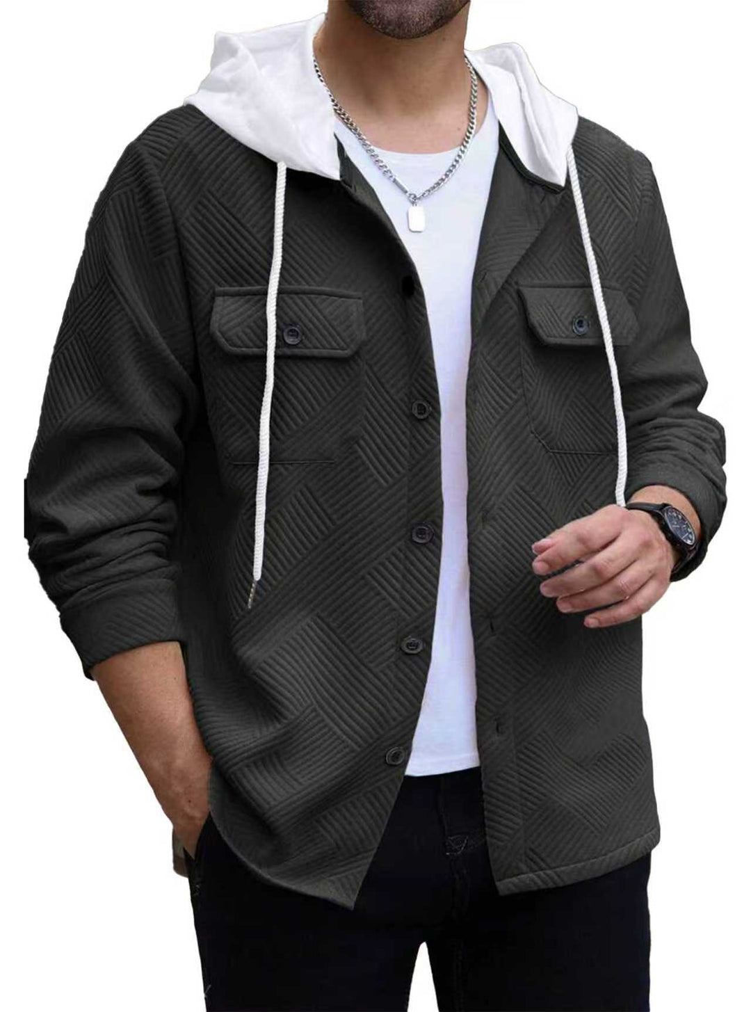 Herren nan strukturierte Overshirtjacke mit gesteppter Diagonalstruktur, Kontrastkapuze und aufgesetzten Brustklappen Drune
