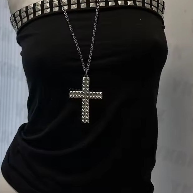 Damenrock mit spitzem Design und Nietenbesatz Drune