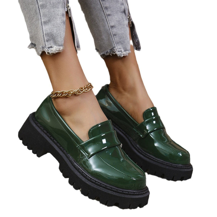 Damen modische Slip-On Loafers mit robustem Profil und glänzendem Finish Drune