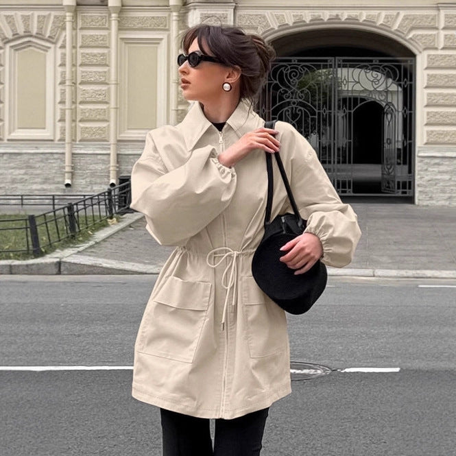 Damen Utility-Jacke im modernen Design mit Gürteldetails und großen Taschen Drune