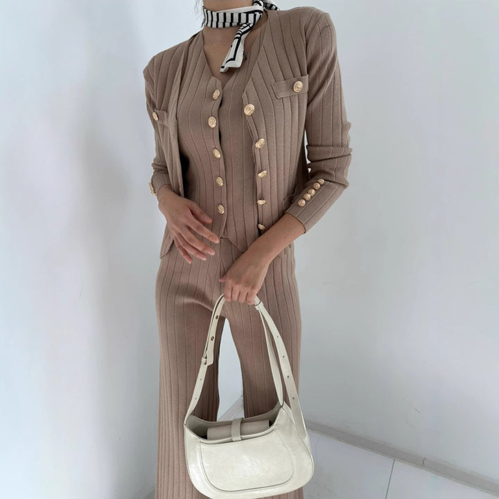 Damen elegantes gestricktes Ensemble mit Knopfdetaillierung Drune