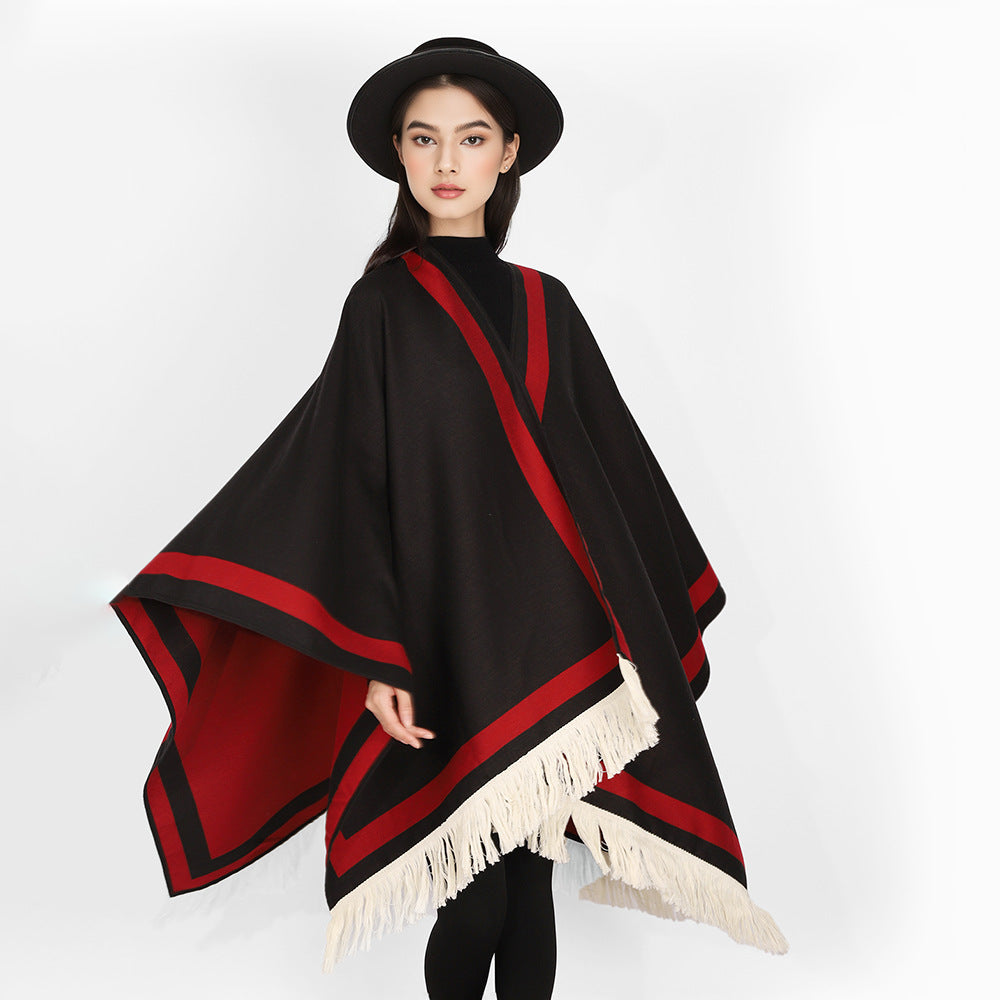 Damen Gefütterter Oversize‑Capeponcho im Kimono‑Schnitt mit Kontrastbordüre und Fransensaum Drune