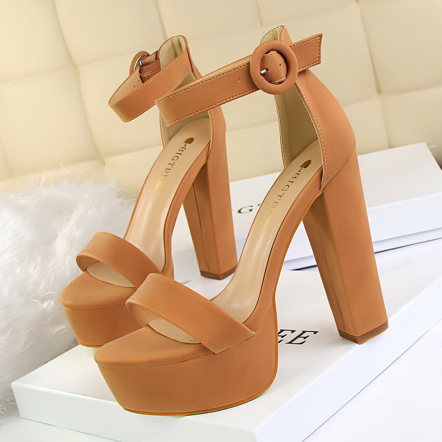 Damen Hochhackige Plateau-Sandalen mit verstellbarem Knöchelriemen und robustem Blockabsatz Drune