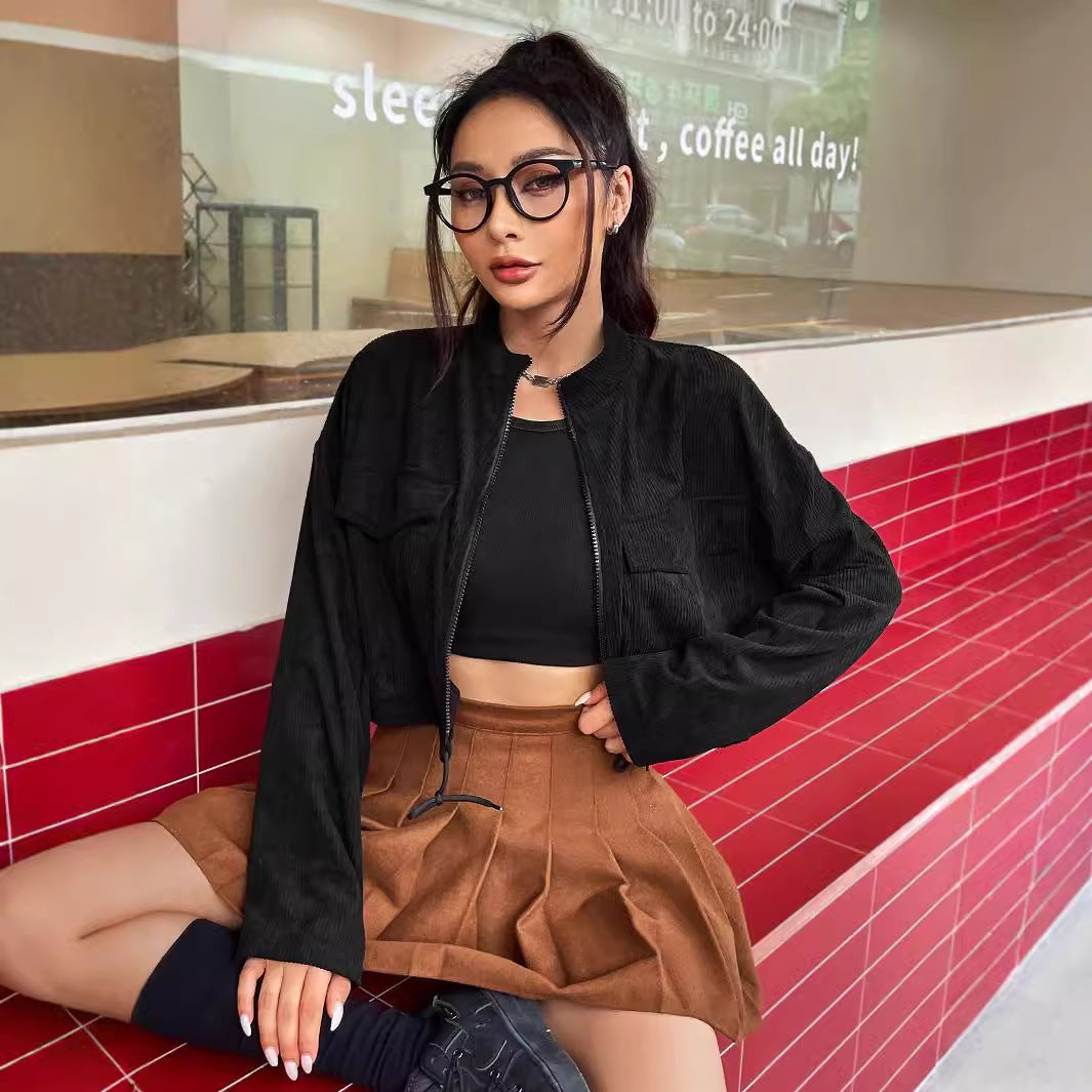 Damen kurze Cordjacke mit praktischen Taschen und lässigem Schnitt Drune