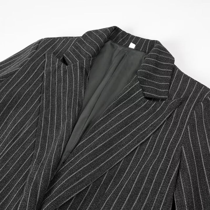Damen Longline-Wollmixmantel mit Nadelstreifen, tailliertem Revers und Pattentaschen Drune