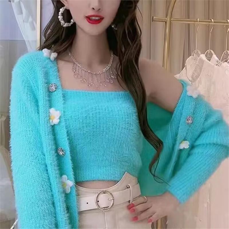 Damen modisches Strick-Top mit floralem Design und dazu passender offener Strickjacke Drune