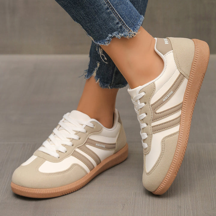 Damen Sportliche Retro‑Sneaker mit gepolstertem Schaft und profilierter Gummisohle Drune