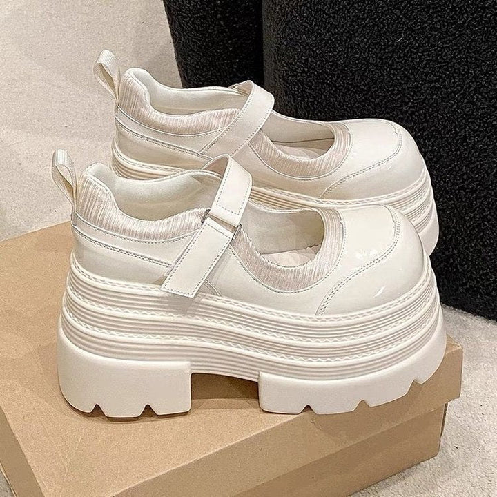 Damen Plateau-Mary-Jane Schuhe mit glänzender Oberfläche und verstellbarem Riemen Drune