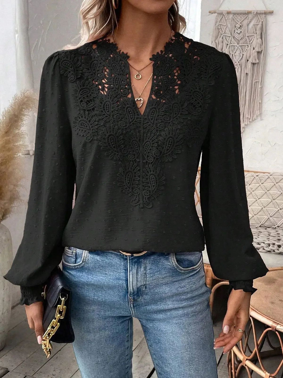 Damen nan Spitzenapplikation V-Ausschnitt Bluse mit Strukturpunkt, gerafften Manschetten und leicht taillierter Silhouette Drune