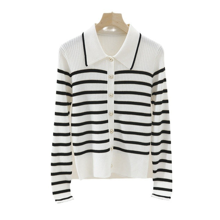 Damen Marin-inspiriertes Rippenstrick-Cardigan mit Polokragen und Zierknopfleiste Drune