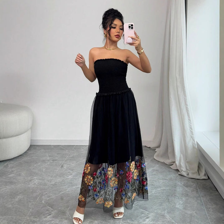 Damen nan schulterfreies Midikleid mit Smok-Oberteil und besticktem Tüllrock Drune