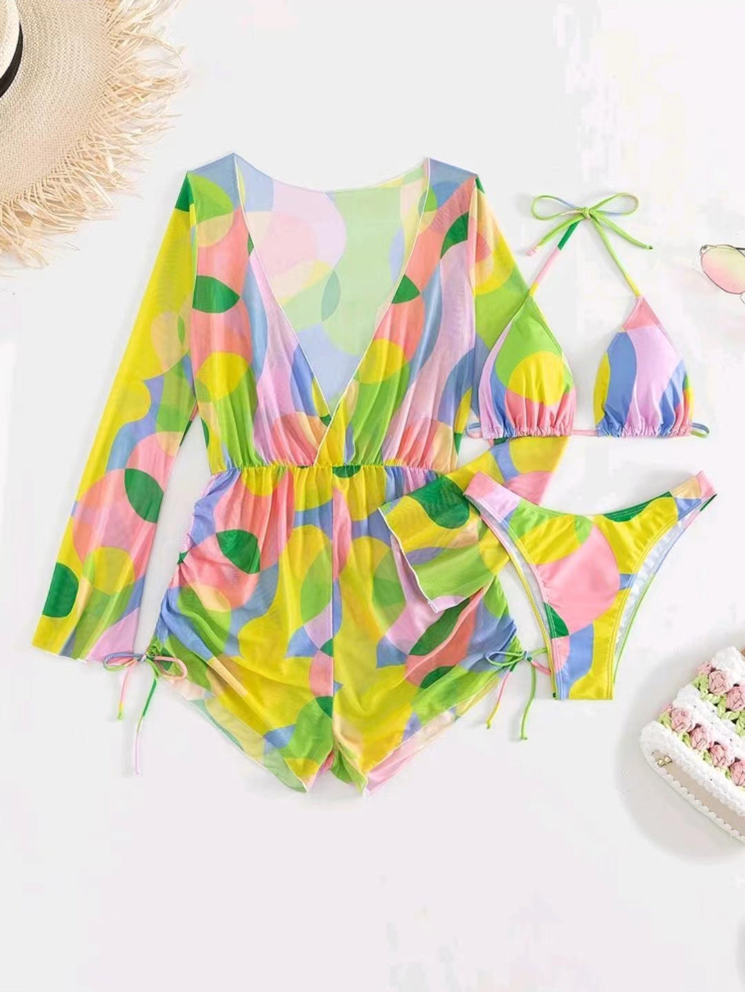 Damen Strandoutfit mit luftiger Tunika und Bikini Drune
