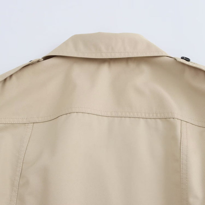 Damen Langer taillierter Trenchcoat mit Bindegürtel, Hemdkragen und Schulterpatten Drune