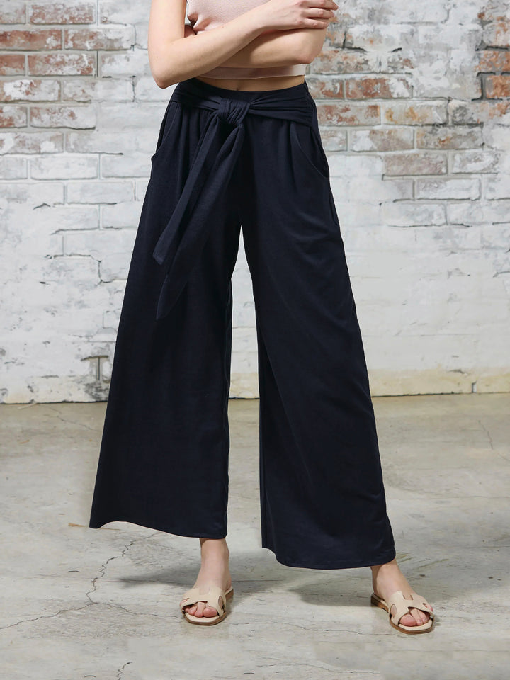 Damen Hochtaillierte Weite Palazzo-Hose mit Selbstbindendem Taillenbund und Seitentaschen Drune
