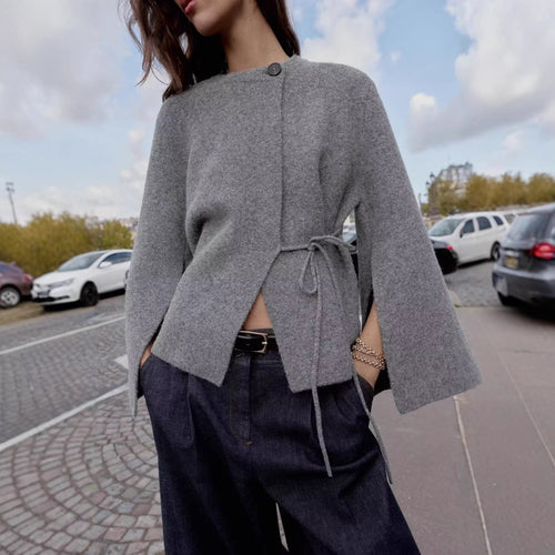 Damen Kurzes Wollmix‑Cape mit Rundhals, Tunnelzug‑Taillierung und Trompetenärmeln Drune