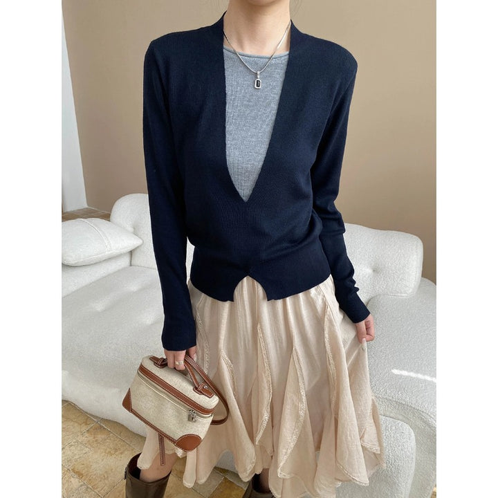 Damen figurbetonter V-Ausschnitt Pullover mit raffinierter Taillierung und feiner Textur Drune