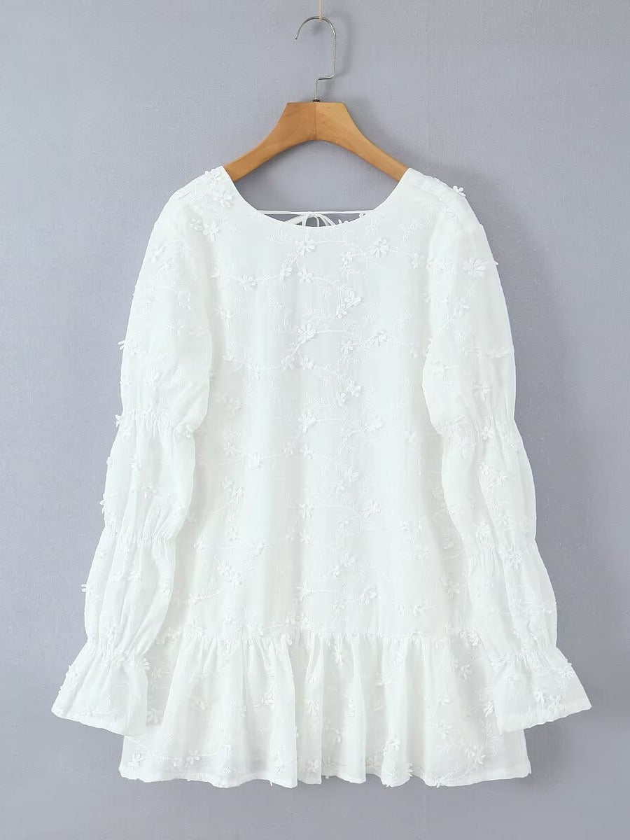 Damen luftiges Tunika-Kleid mit floralen Stickereien und Rüschensaum Drune