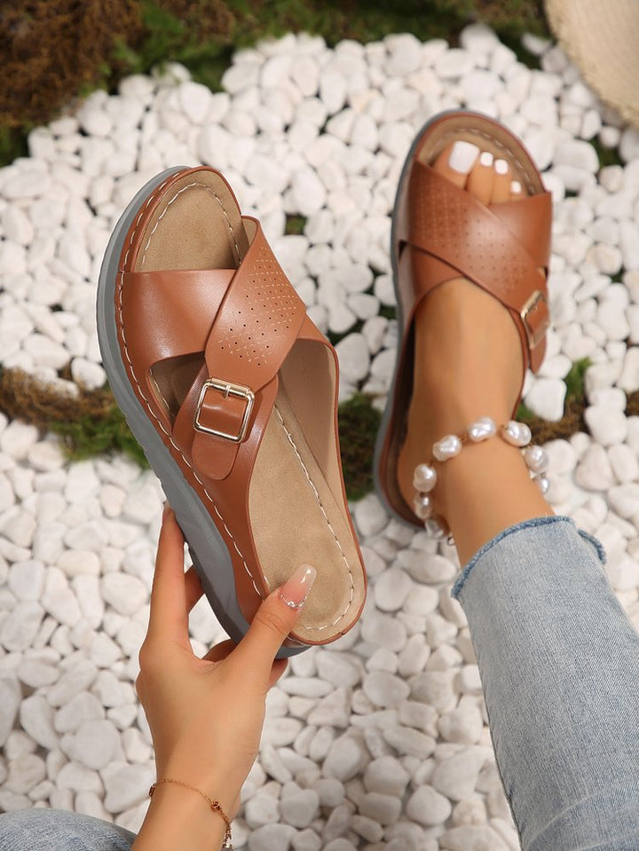 Damen Ergonomische Komfort Pantolette mit Memoryfußbett, perforierten Kreuzriemen und verstellbarer Zierschnalle Drune