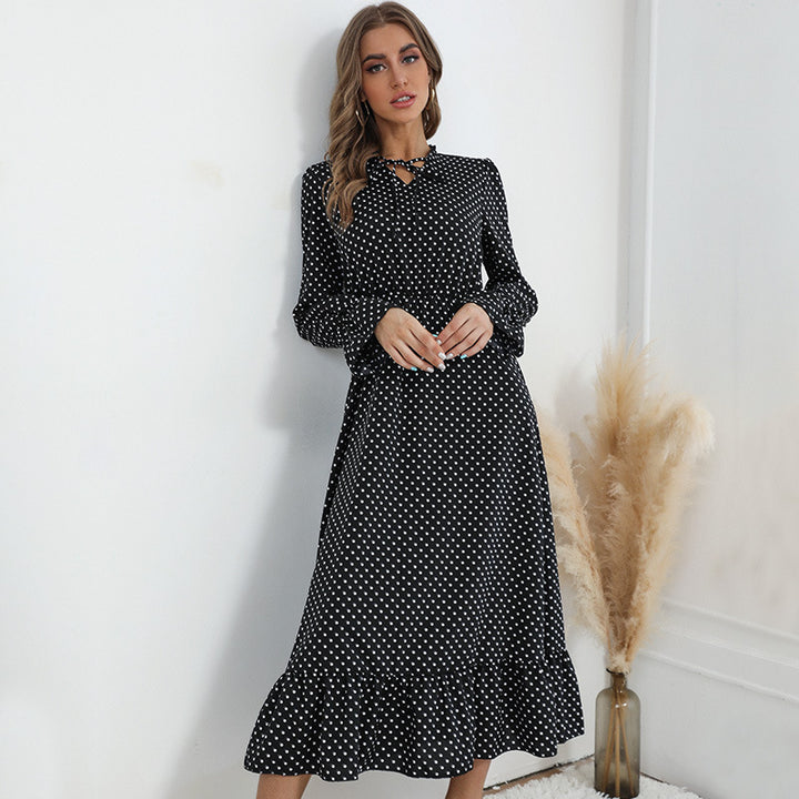 Damen Maxikleid mit Polka-Dot‑Print, geraffter Taille, Schleifenkragen und Volant-Saum Drune