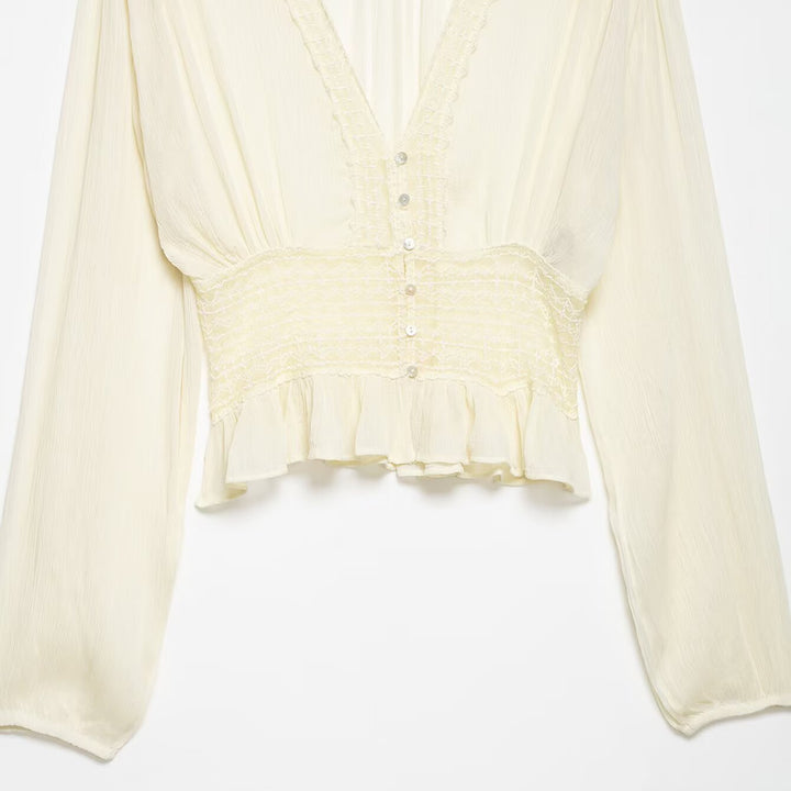 Damen Leichte Bluse mit V‑Ausschnitt, Smokbund und Volantsaum Drune