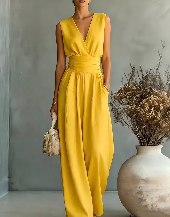 Drune | Eleganter Ärmelloser Jumpsuit mit Tiefem V-Ausschnitt, Taillenbund und Weitem Bein
