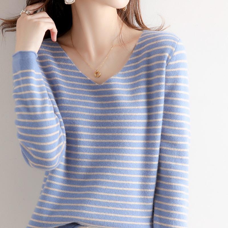 Damen Zarter Streifen-V‑Ausschnittpullover aus feinem Rippstrick mit weichem Fall Drune