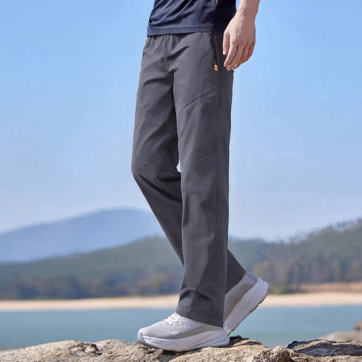Herren Wasserabweisende Tech‑Cargo‑Hose mit Tunnelzugbund & Mehrfachtaschen Drune