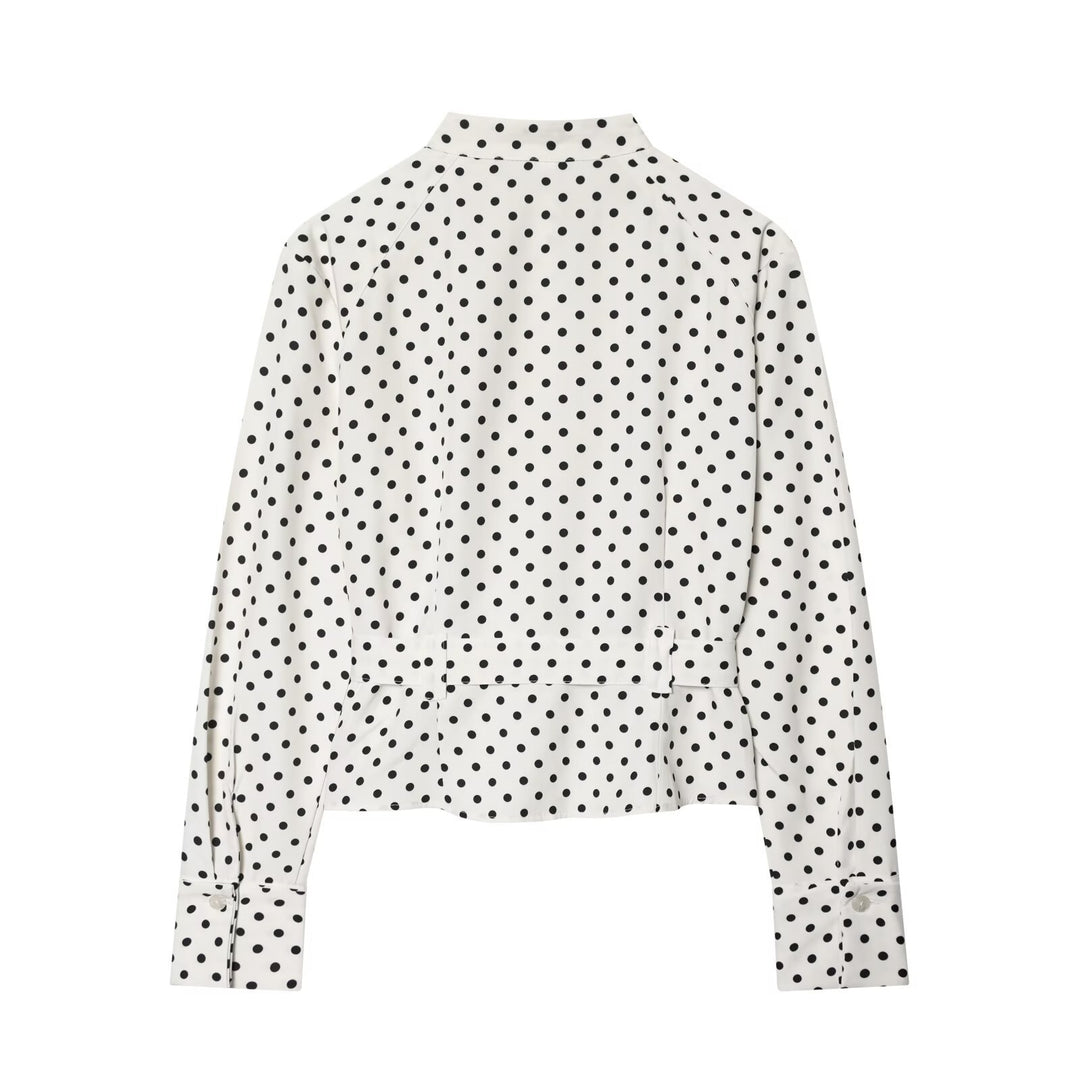 Damen Geknöpfte Hemdjacke mit Stehkragen, aufgesetzten Klappentaschen und Taillengürtel Drune