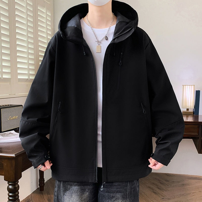 Herren Boxy-Kapuzen-Softshelljacke mit verdecktem Reißverschluss, Multifunktionalen Zipper-Taschen & Oversize-Schnitt Drune