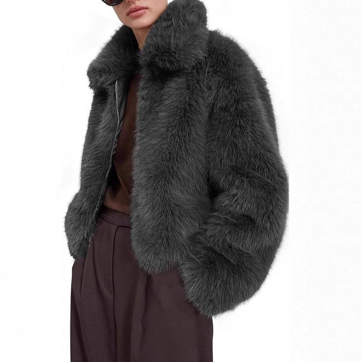 Damen Kurze Boxy‑Faux‑Fur‑Fliegerjacke mit dichtem Hochflor und breitem Umlegekragen Drune