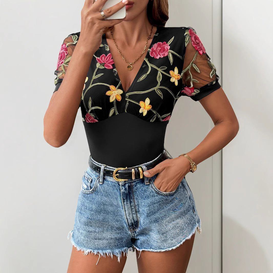 Damen Body mit floralem Spitzenbesatz und tiefem V-Ausschnitt Drune