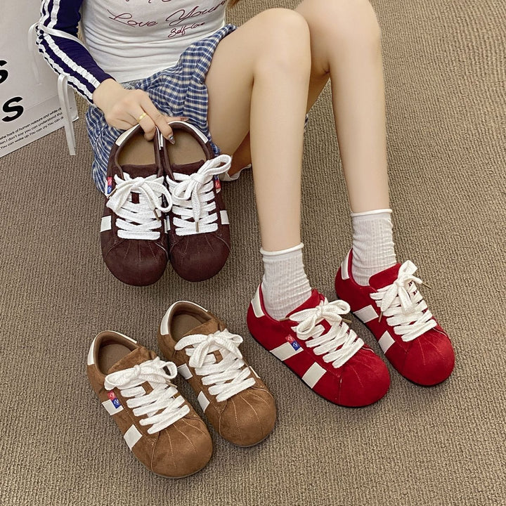 Damen Sneakers aus hochwertigem Wildleder mit sportlicher Silhouette Drune