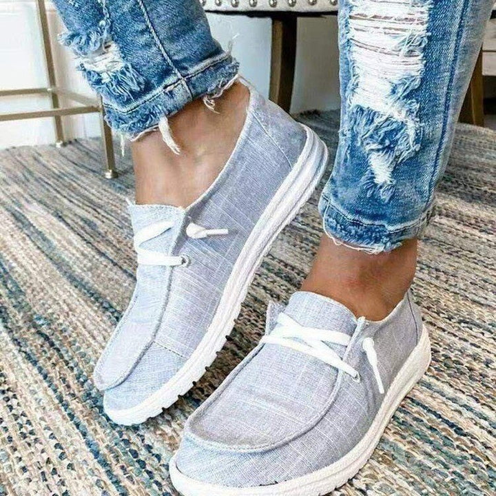 Damen Freizeit-Slip-On Schuhe mit elastischen Schnürdetails und rutschfester Sohle Drune