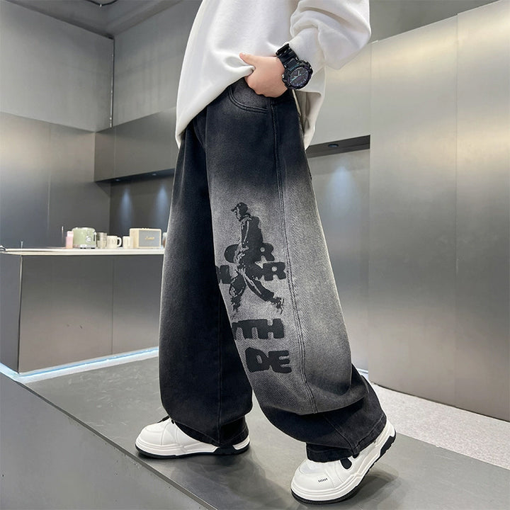 Herren weit geschnittene Denim-Hose mit stylischem Grafikdruck Drune