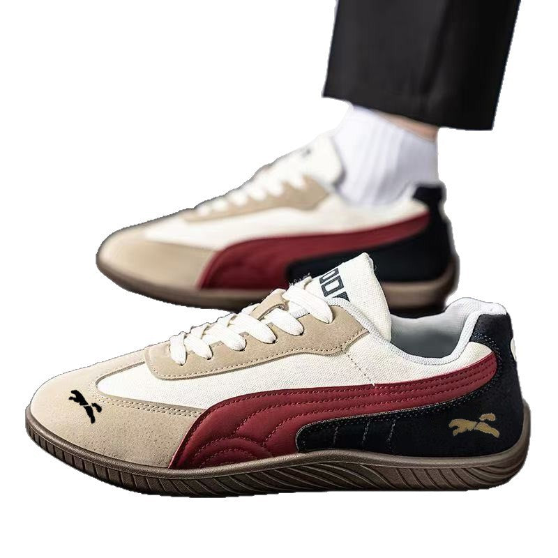 Herren Retro-Lowtop-Sneaker aus Wildlederimitat mit kontrastierendem Seitenstreifen und profilierter Gummisohle Drune