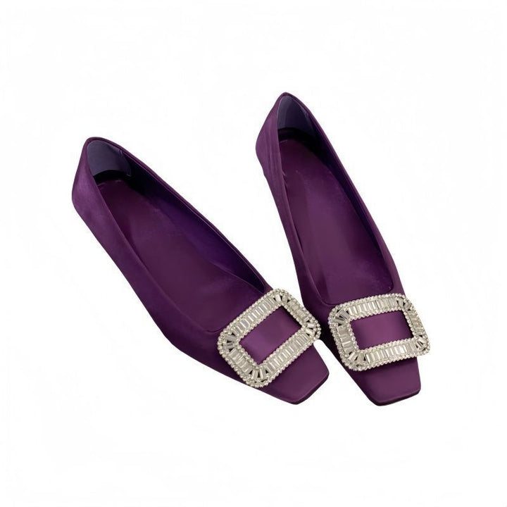 Damen Satin-Ballerinas mit quadratischer Zehenpartie und strassbesetzter Schmuckschließe Drune