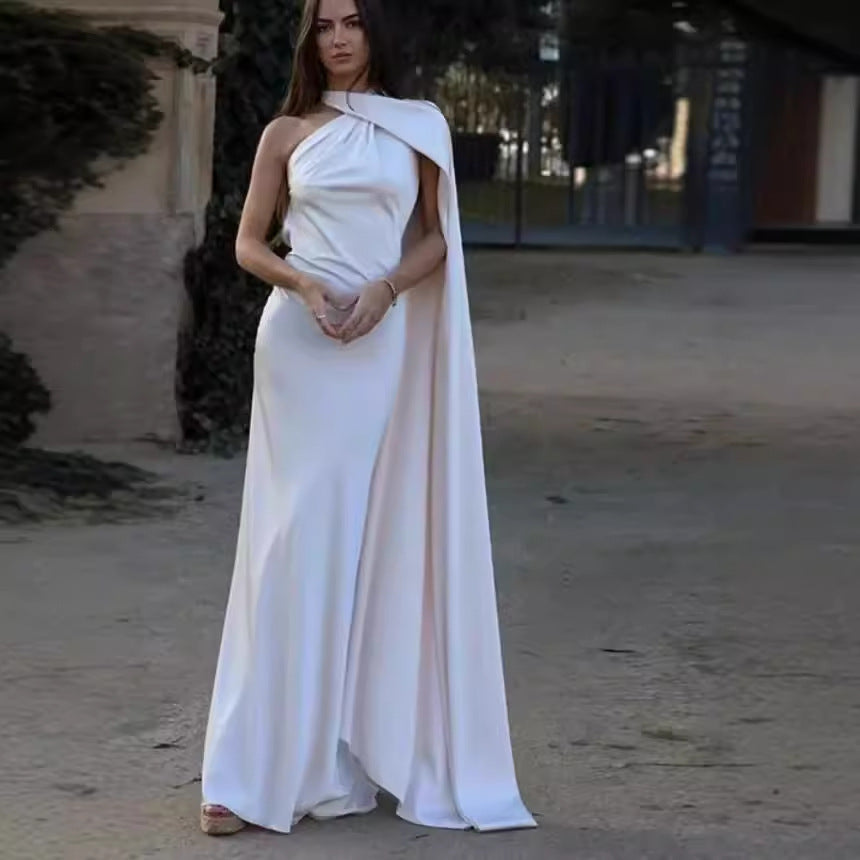 Damen Maxikleid mit asymmetrischem Schnitt und fließendem Stoff Drune