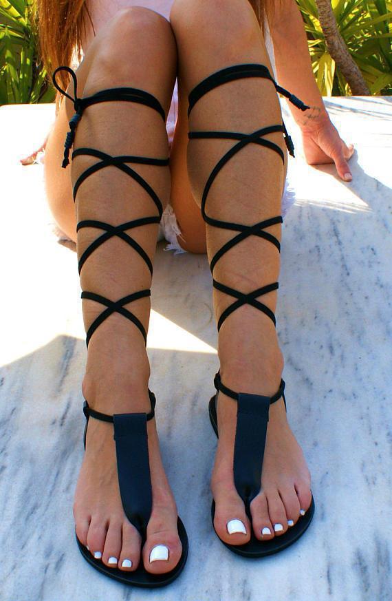 Damen Strand-Sandalen mit dekorativen Riemen und komfortabler Sohle Drune