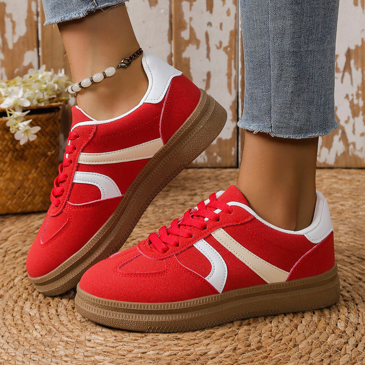 Damen Sneaker mit modischem Obermaterial und rutschfester Sohle Drune