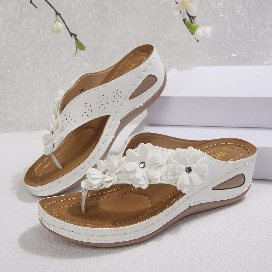 Damen Blumengezierte Zehentrenner-Sandalen mit ergonomischem Fußbett Drune